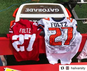 Image post by @illinifootball on Instagram