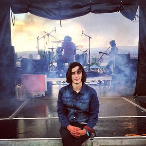 Image post by @shakeygraves on Instagram