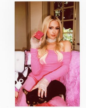 Image post by @parishilton on Instagram