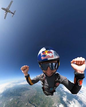 Image post by @redbullshop on Instagram