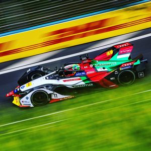 Image post by @lucasdigrassi on Instagram