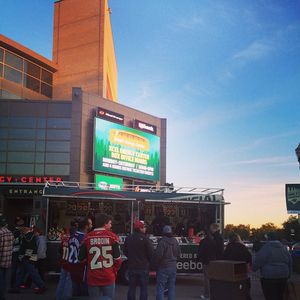 Image post by @thehockeylodge on Instagram