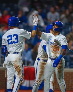Image post by @gatorsbb on Instagram