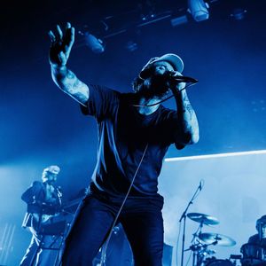 Image post by @thewarfield on Instagram