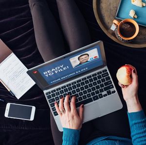 Image post by @turbotax on Instagram