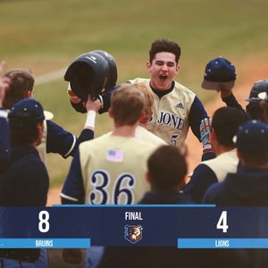 Image post by @bjubruins on Instagram