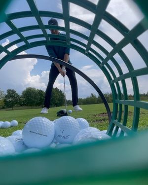 Image post by @alexknappegolf on Instagram