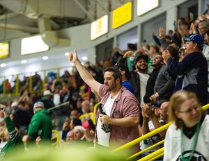 Image post by @fl_everblades on Instagram