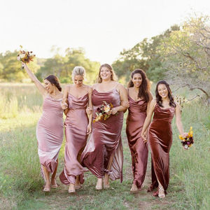 Image post by @theknot on Instagram