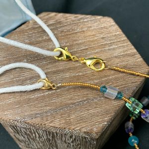 Image post by @beadcache on Instagram