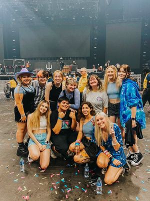 Image post by @kailahcassidy on Twitter