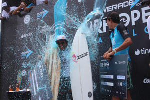 Image post by @wsl.qs on Instagram
