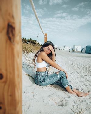 Image post by @belowthesamesun on Instagram