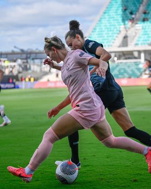 Image post by @weareangelcity on Twitter