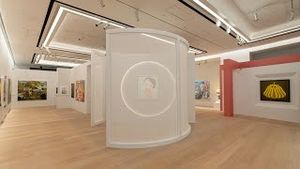 Video post by @phillipsauctioneers on YouTube