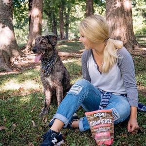 Image post by @evolvepetfood on Instagram