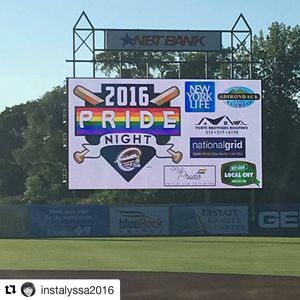 Image post by @syracusemets on Instagram