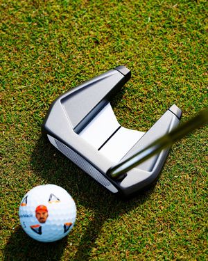 Image post by @taylormade_golf_japan on Instagram
