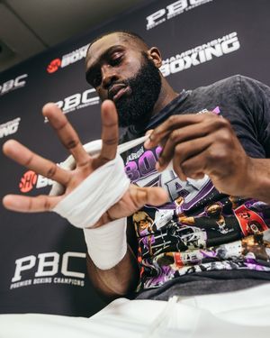 Image post by @showtimeboxing on Instagram