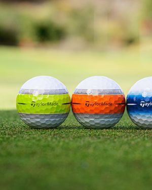 Image post by @taylormade_golf_japan on Instagram