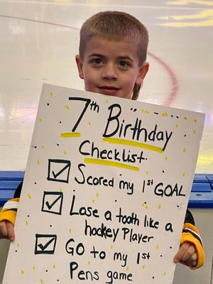 Image post by @spittinchiclets on Twitter