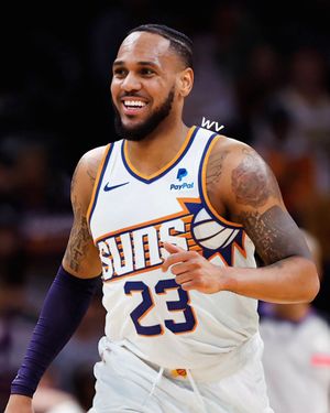 Image post by @solowhit_ on Twitter