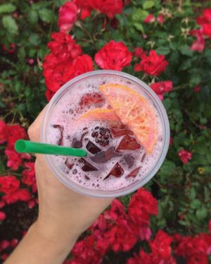 Image post by @starbucks on Instagram
