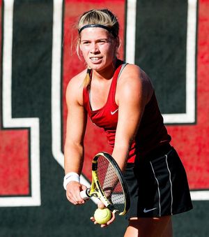Image post by @ou_wtennis on Instagram
