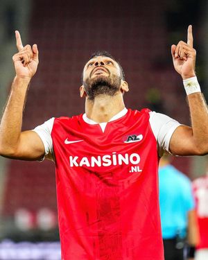 Image post by @azalkmaar on Instagram
