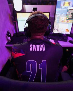 Image post by @fazeclan on Instagram
