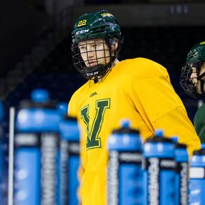Image post by @uvmmhockey on Instagram