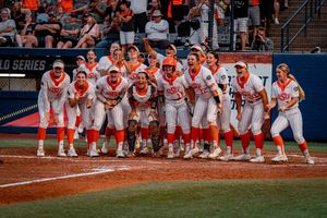 Image post by @cowgirlsb on Twitter