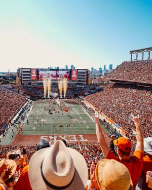 Image post by @texasfootball on Instagram