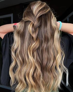 Image post by @behindthechair_com on Instagram