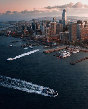 Image post by @onlyinsf on Instagram