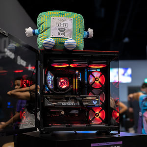 Image post by @CORSAIR on Twitter