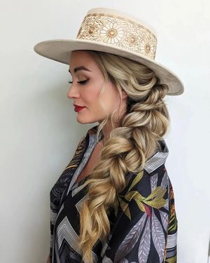 Image post by @michelleleoevents on Instagram