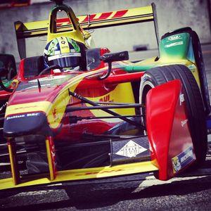 Image post by @lucasdigrassi on Instagram