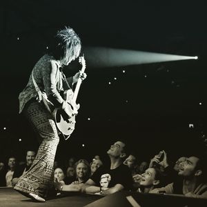 Image post by @billyidol on Instagram