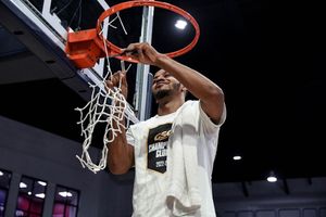 Image post by @uwambb on Instagram