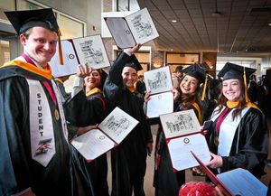 Image post by @uindy on Instagram