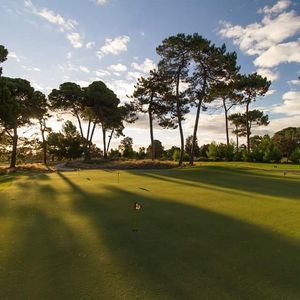 Image post by @glenelggolf on Instagram