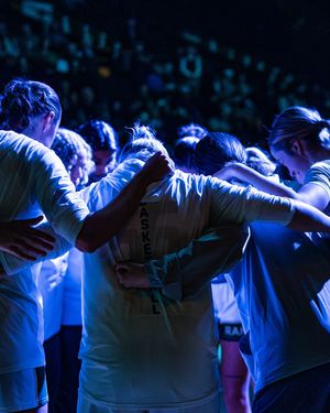 Image post by @csuwbasketball on Instagram