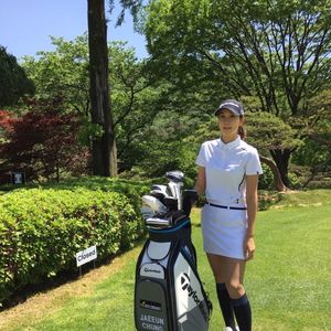 Image post by @taylormade_golf_japan on Instagram