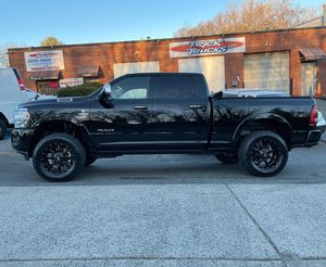 Image post by @tricktrucks1 on Instagram