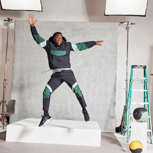 Image post by @kevinhart4real on Instagram