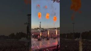 Video post by @rollingloud on YouTube