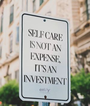 Image post by @envypillow on Instagram