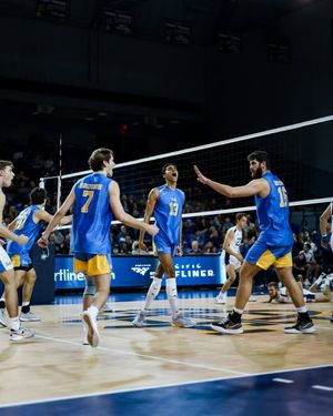 Image post by @uclamvb on Instagram