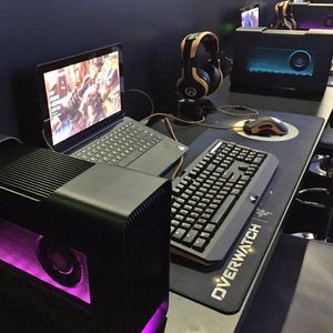 Image post by @razer on Instagram